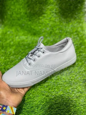 Plain Army Gray Sneakers