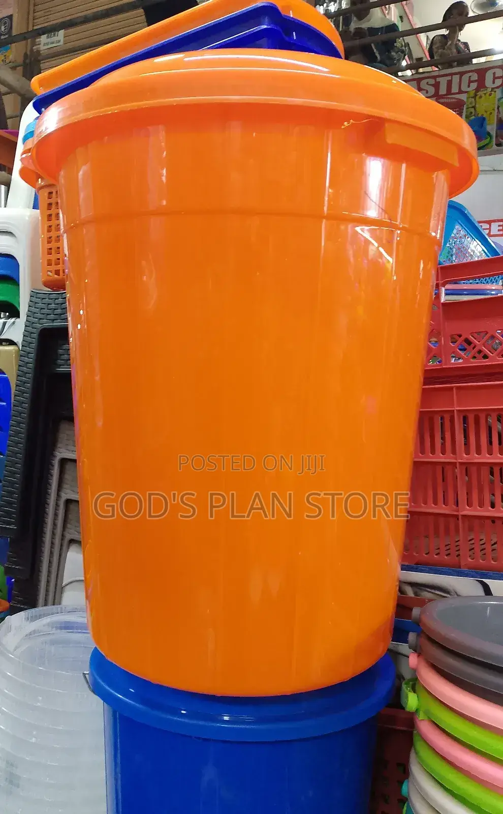 Outdoor Plastic Buckets
