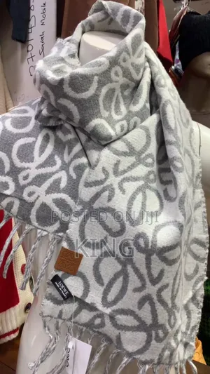Bold Scarfs