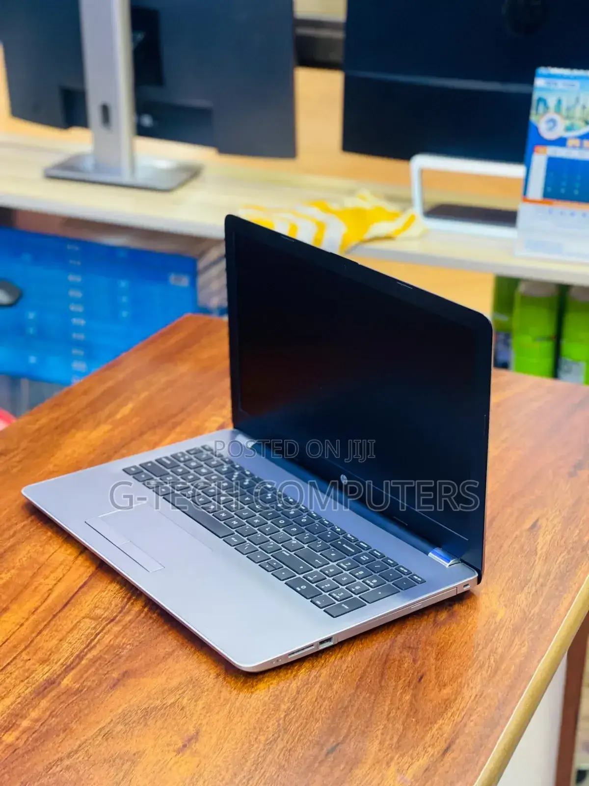 New Laptop HP 250 G8 8GB Intel Core I7 HDD 1T