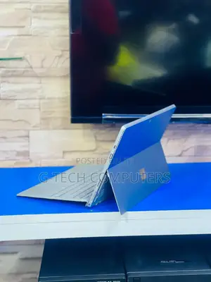 New Laptop Microsoft Surface Pro 4 8GB Intel Core I5 HDD 256GB