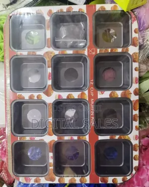 12 PCS Cup Cake/Muffin Square Non-Stick Baking An.