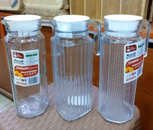 1.5litre Lined Glass Juice/Water Jug-Colorless