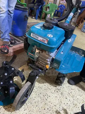 Walking Tractor/ Tiller /Plouing Machine/Diging Tractor