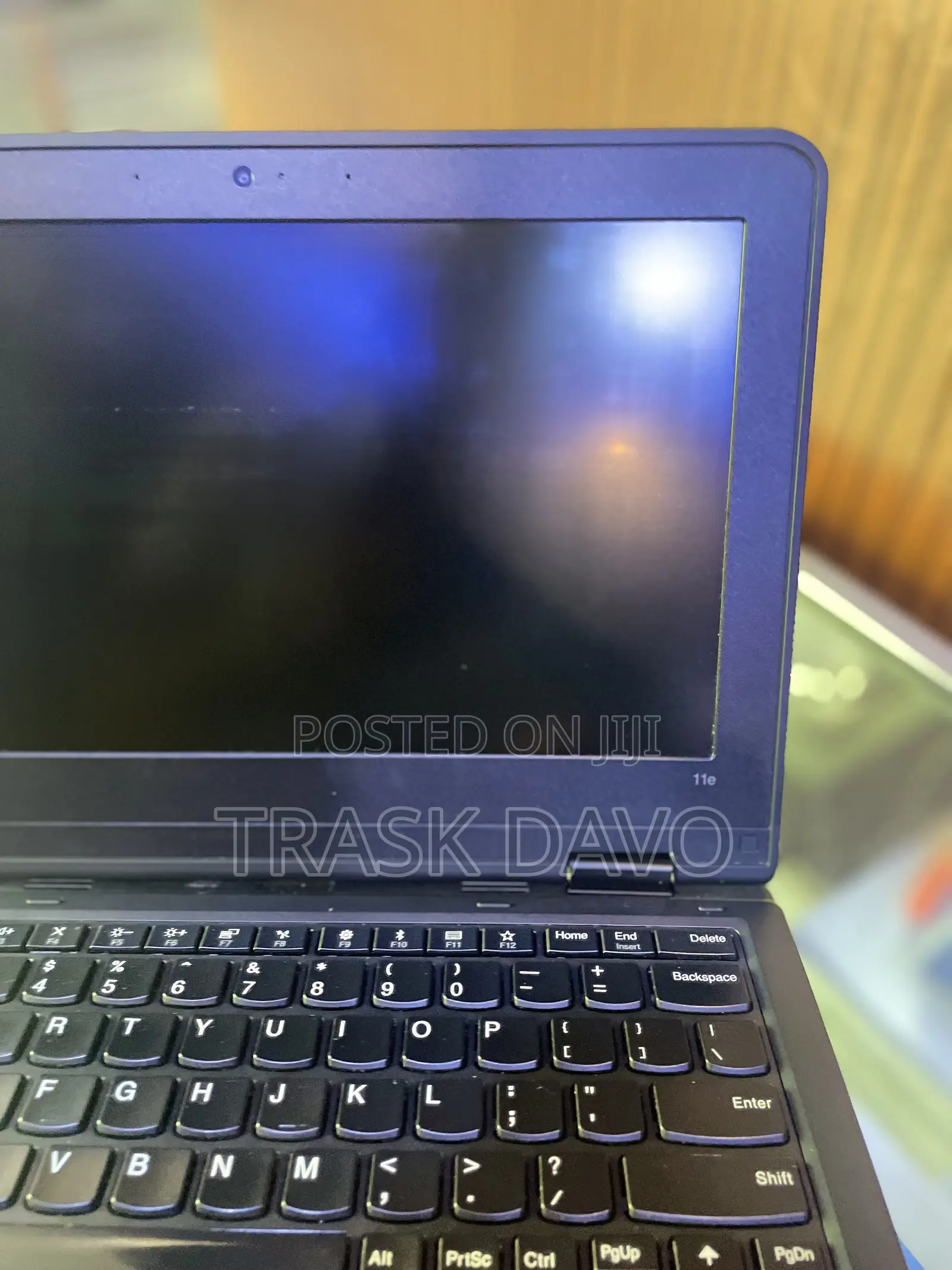 Laptop Lenovo Yoga 11e 4GB Intel Celeron SSD 256GB