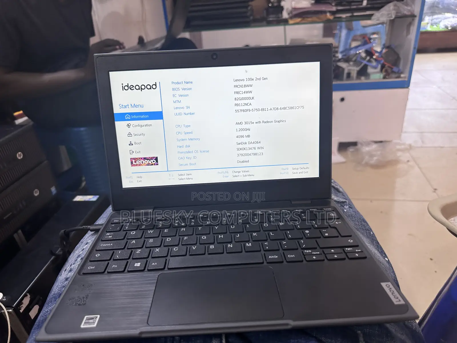 New Laptop Lenovo 100e 4GB Intel Core 2 Duo SSD 140GB