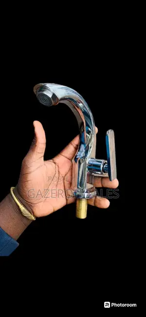 Stylish Cobra Basin Taps – Black Silver Options
