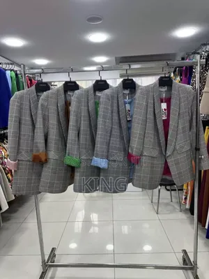 Easy -to-Wear Ladies Blazers
