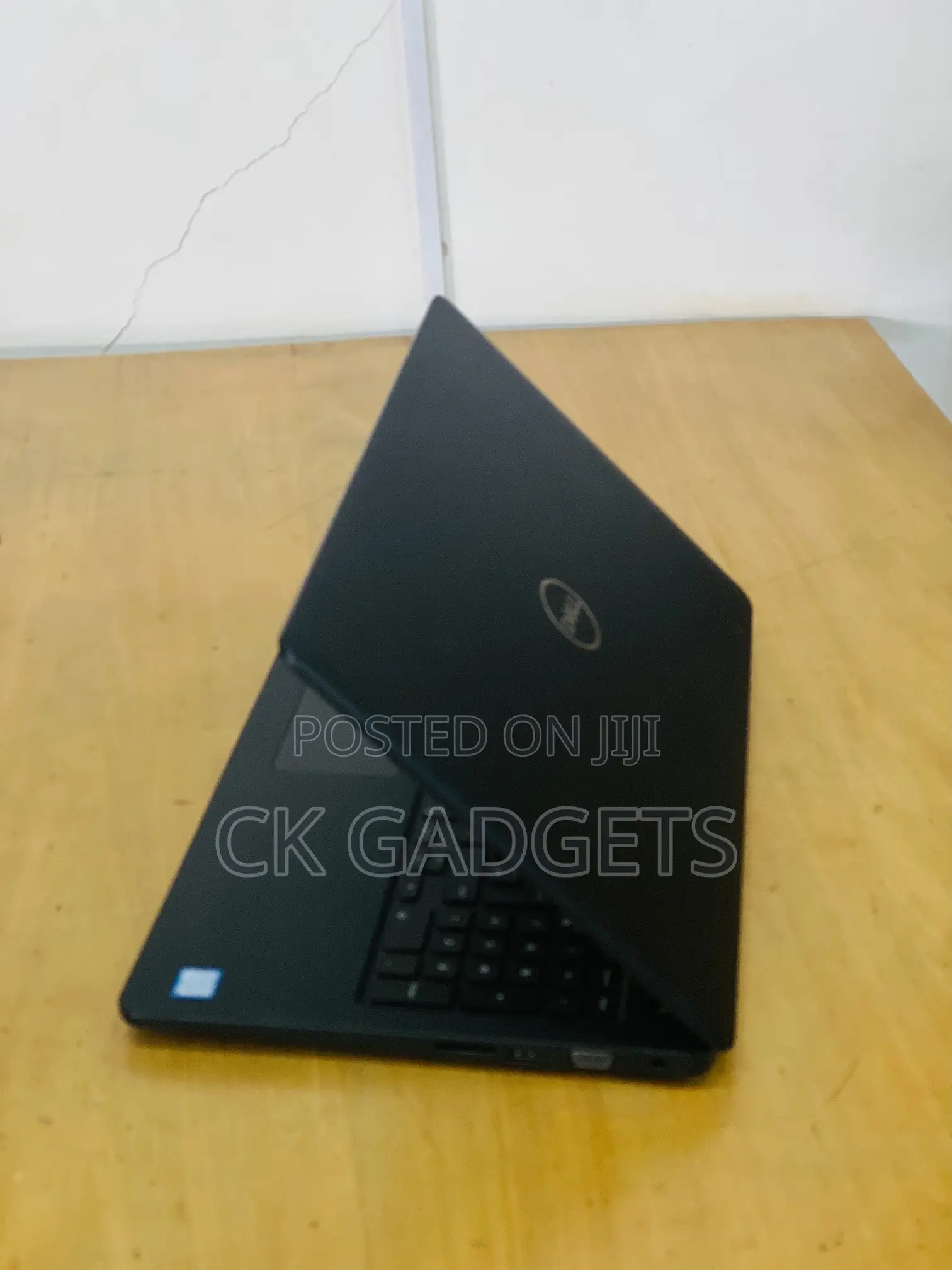 Laptop Dell Latitude 3580 8GB Intel Core i5 SSD 256GB