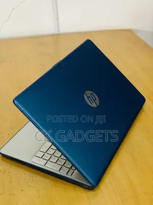 New Laptop HP 15-Da2933nia 8GB Intel Core I7 SSD 512GB