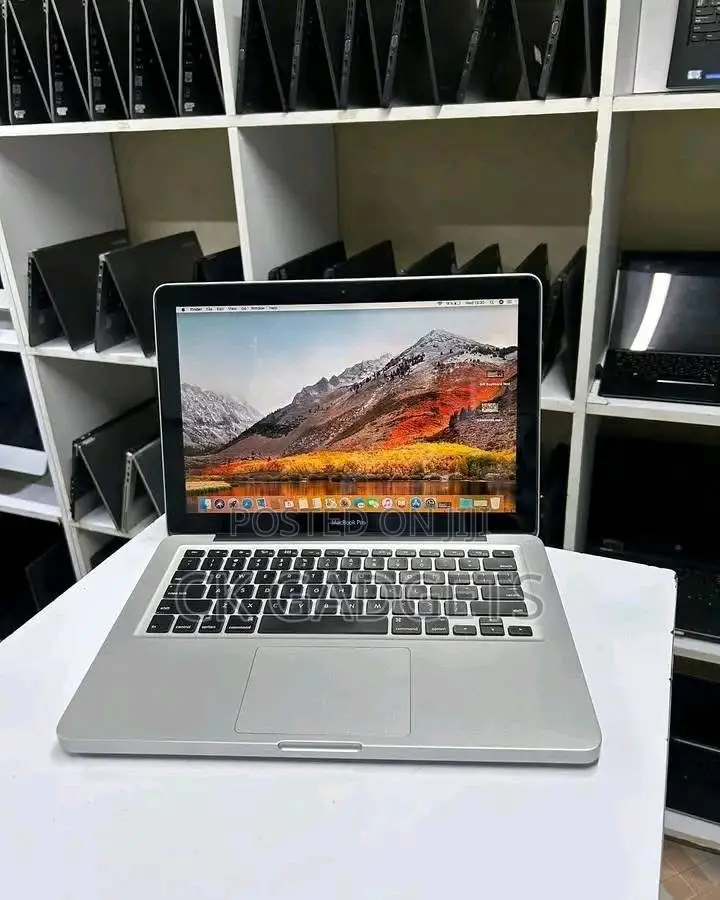 Laptop Apple MacBook Pro 4GB Intel Core I5 SSD 500GB