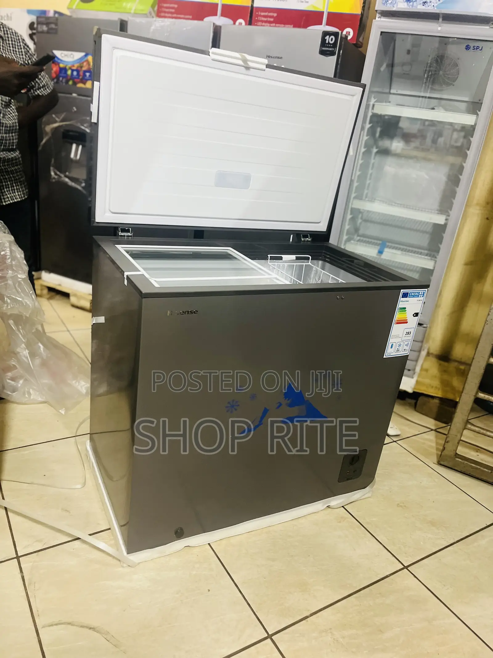 New Hisense 260 Liters Chest Freezer