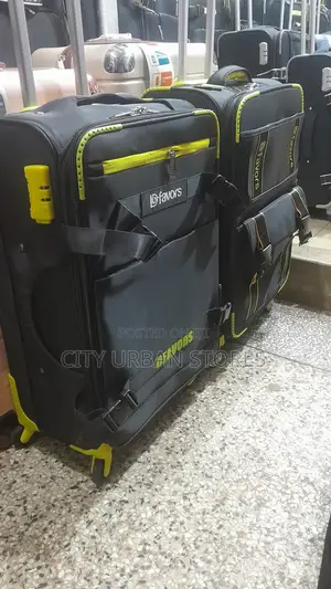 Dfavours Medium Suitcases