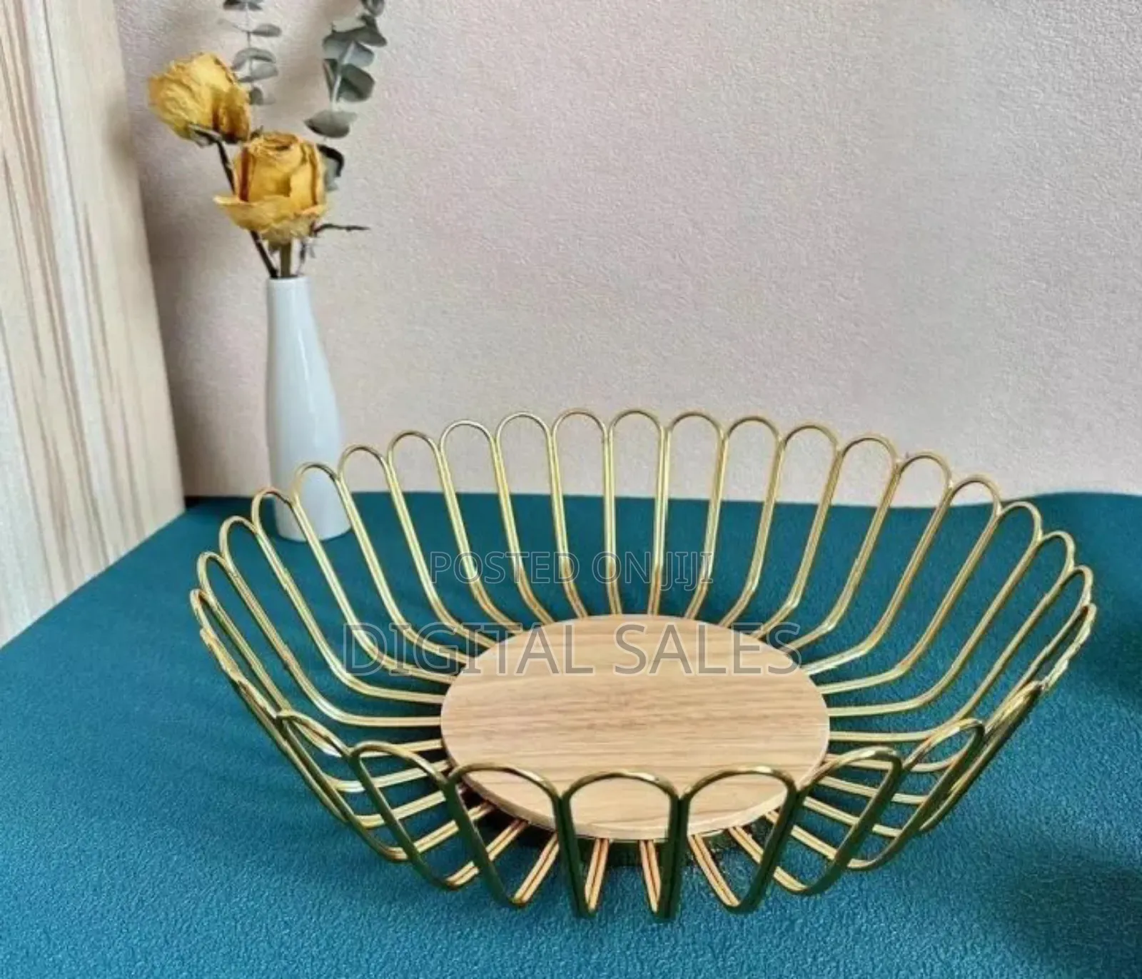 Gold Fruit Baskets Round