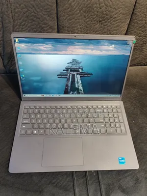 New Laptop Dell Inspiron 3467 8GB Intel Core i5 HDD+SSD 256GB