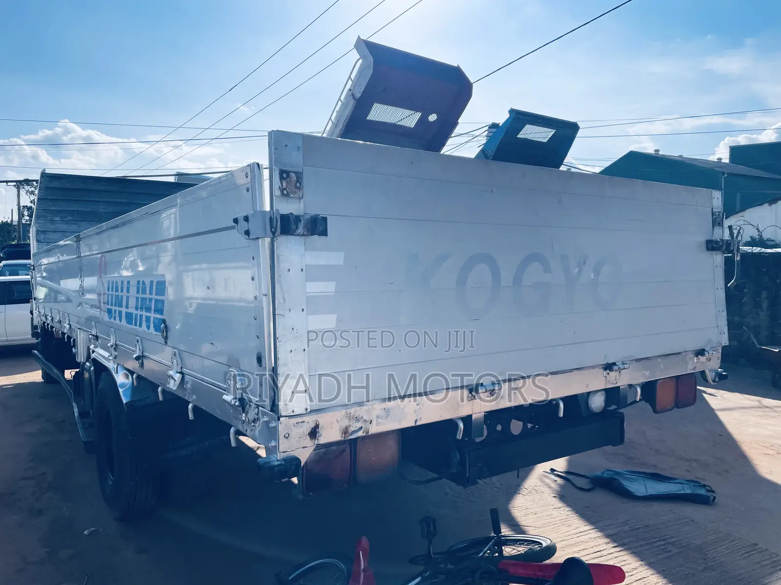 Fuso Long Chassis