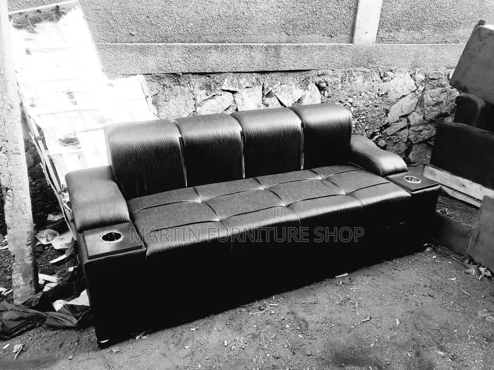 Sofa Set Available for Sale