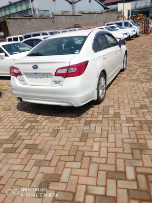 Subaru Legacy 2016 Silver