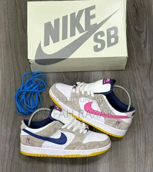 Nike Sb Dunk Low X “Rayssa Leal Leak” Classic Sneakers