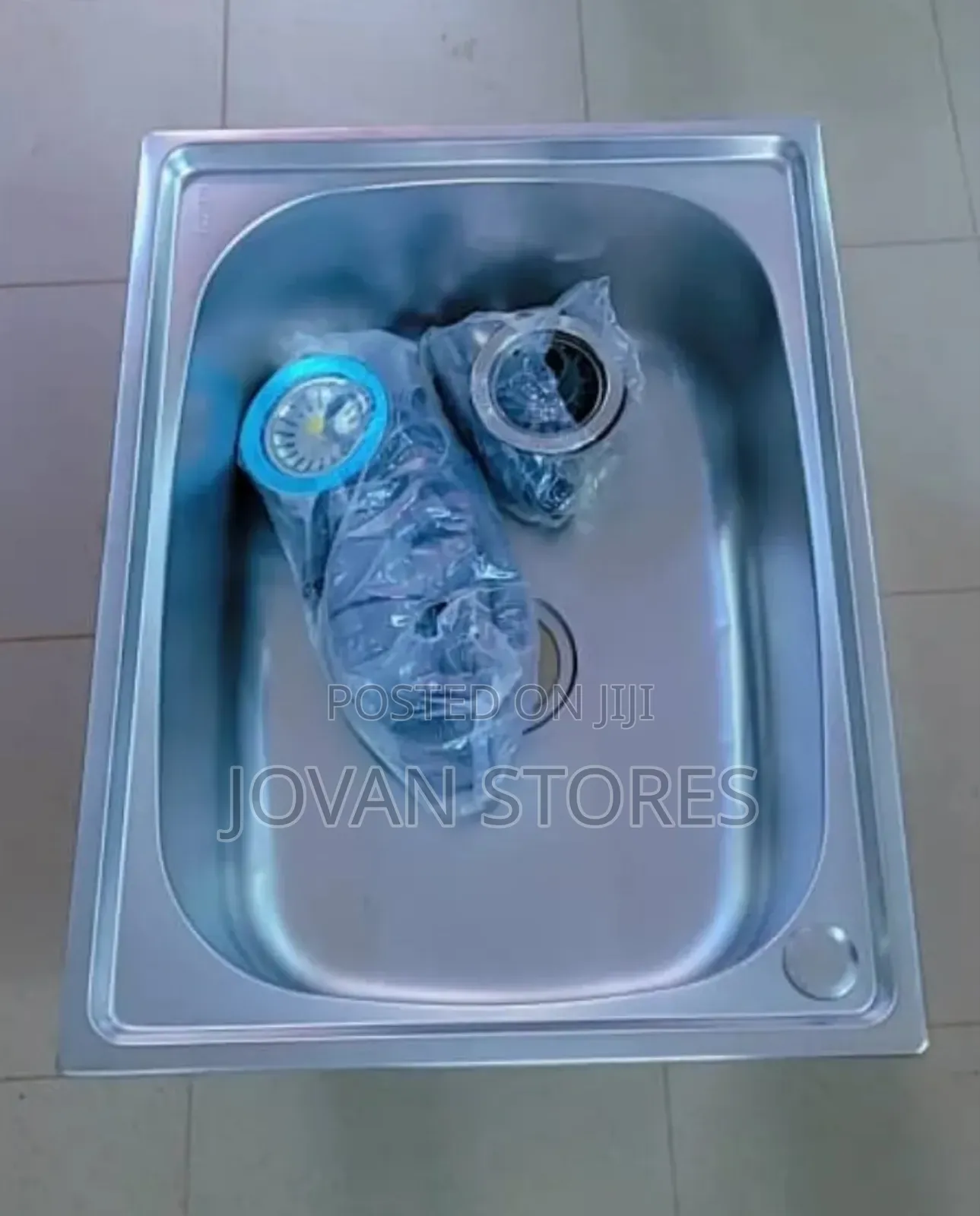 Kitchen Sink (60×45cm)