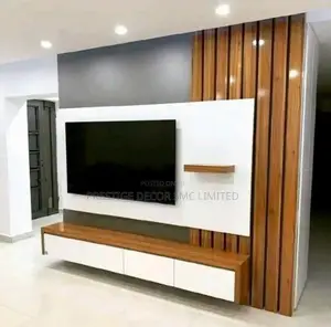 Classic Universal Tv Unit