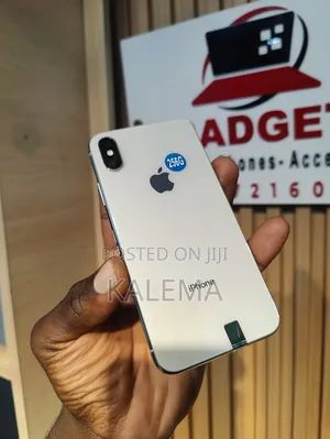 Apple iPhone X 256 GB White