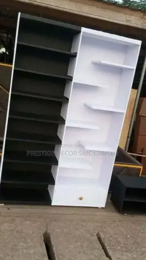 Modern House Shelves