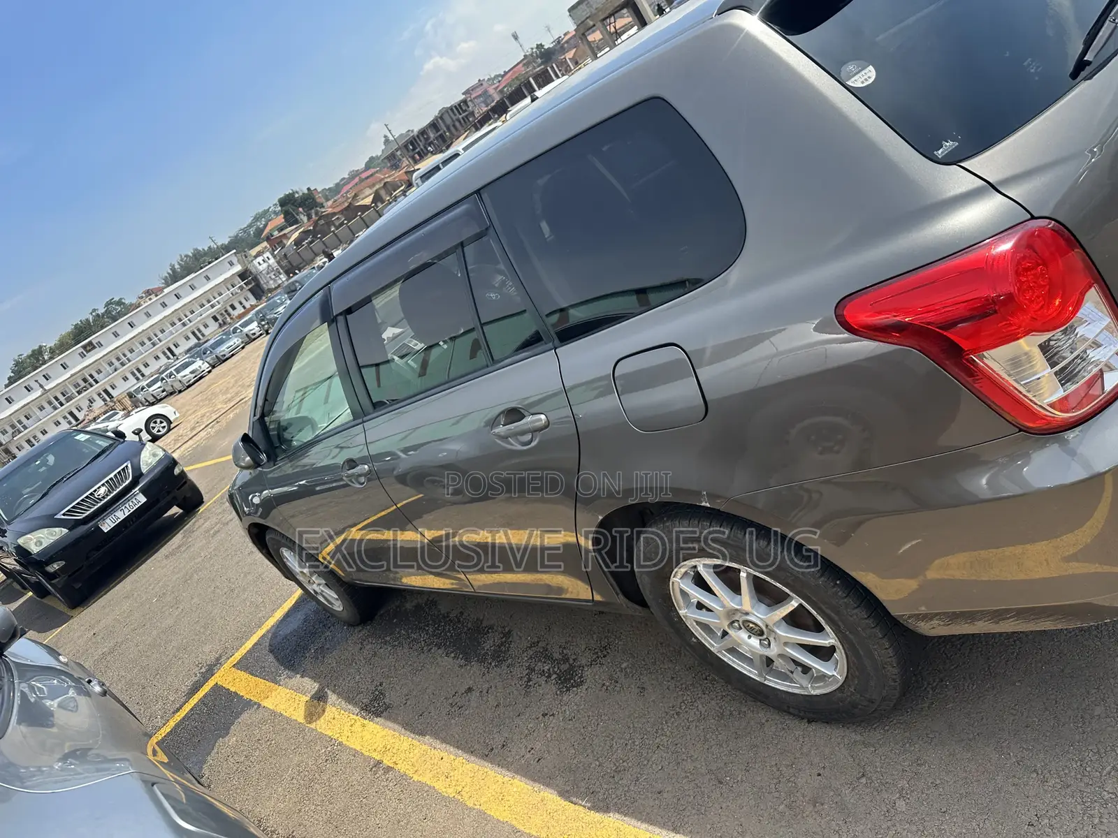 Toyota Corolla Fielder 2012 Gray