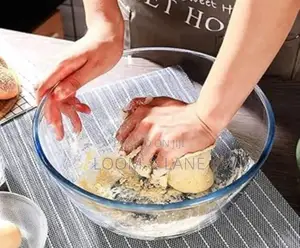 Transparent Kitchen Salad Bowl