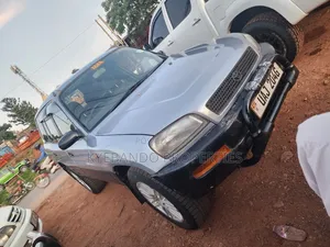 Toyota RAV4 Base 4x4 1999 Silver
