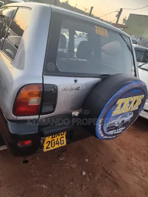 Toyota RAV4 Base 4x4 1999 Silver