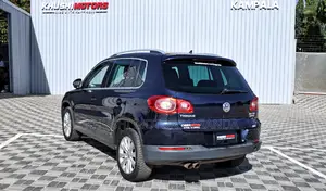 Volkswagen Tiguan 2010 Blue