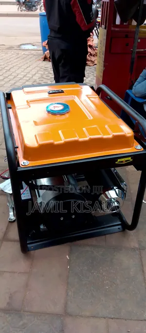 Runner Gasoline Generator
