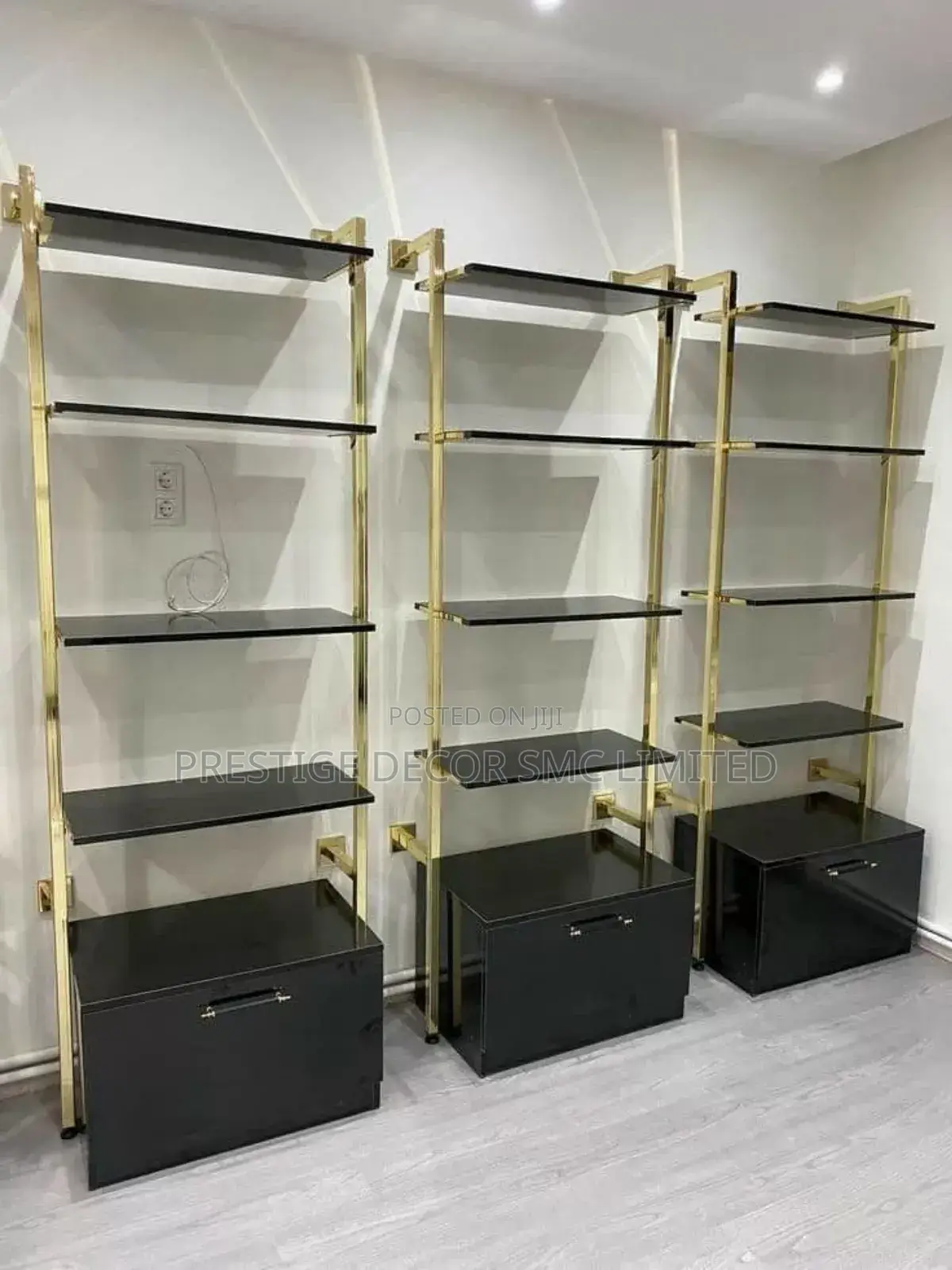Beautiful Amazing Shelves. Fabulous