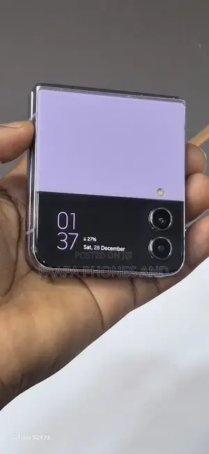 Samsung Galaxy Z Flip4 128 GB Purple