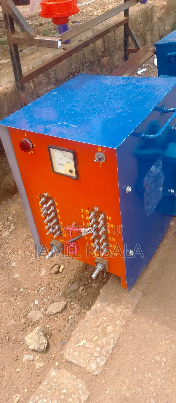 Battery Charger Machine
