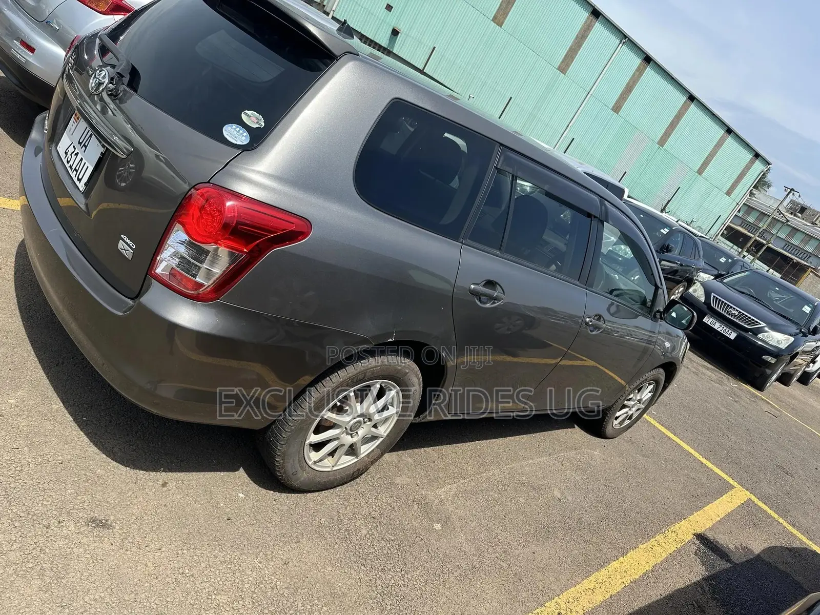 Toyota Corolla Fielder 2012 Gray