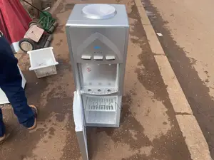 Adh Water Dispenser With Hot,Normalandcoldwater Compartments