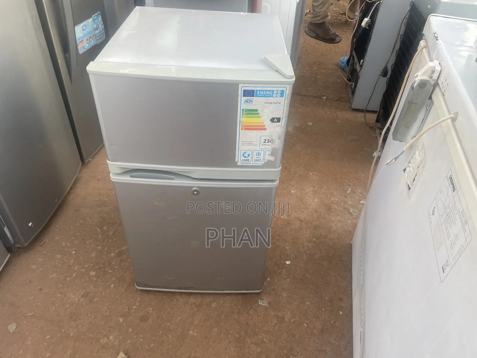Adh 180litrs Fridge