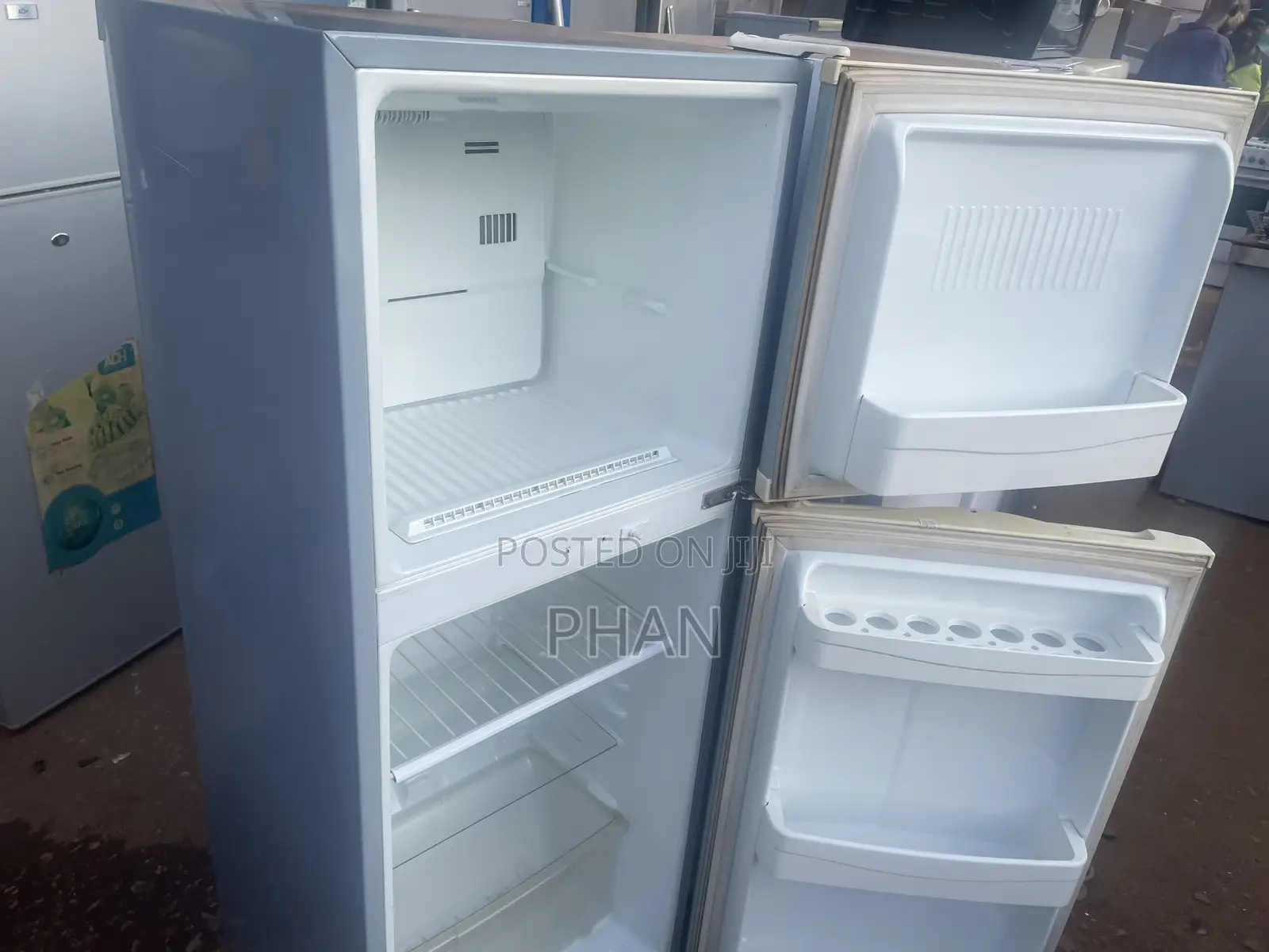Lg Double Door Frost Fridge