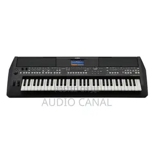 Yamaha PSR X 600