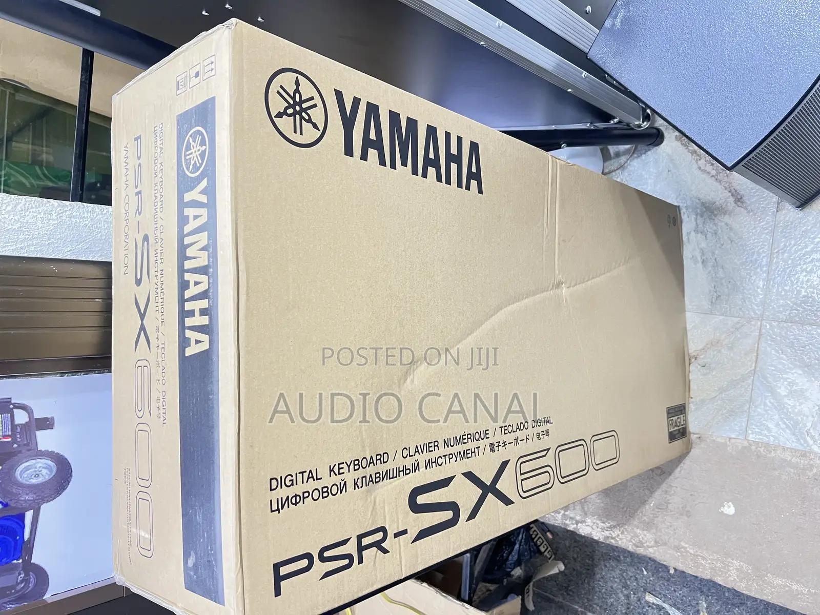 Yamaha PSR X 600