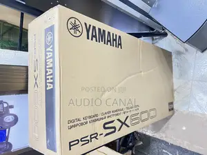 Yamaha PSR X 600