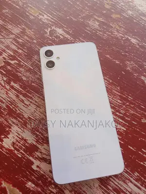 New Samsung Galaxy A05 128 GB Rose Gold