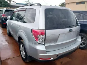 Subaru Forester 2010 Silver