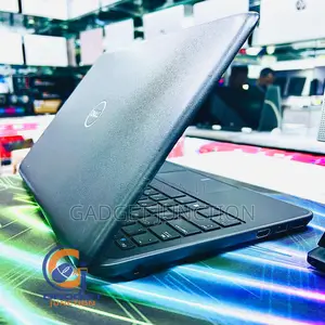 Laptop Dell Latitude 11 3190 4GB Intel Celeron SSD 128GB