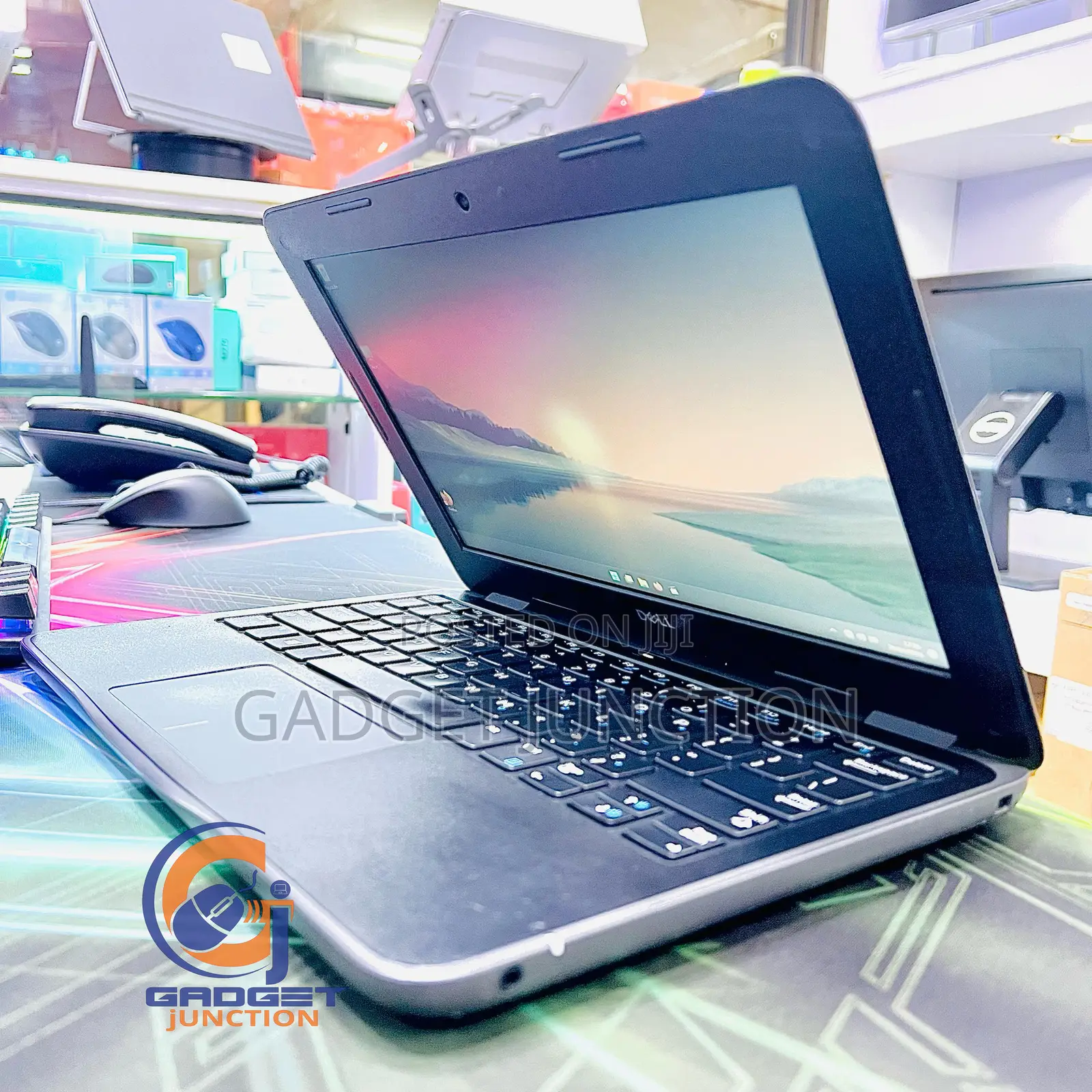 Laptop Dell Latitude 11 3190 4GB Intel Celeron SSD 128GB