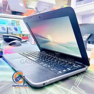 Laptop Dell Latitude 11 3190 4GB Intel Celeron SSD 128GB