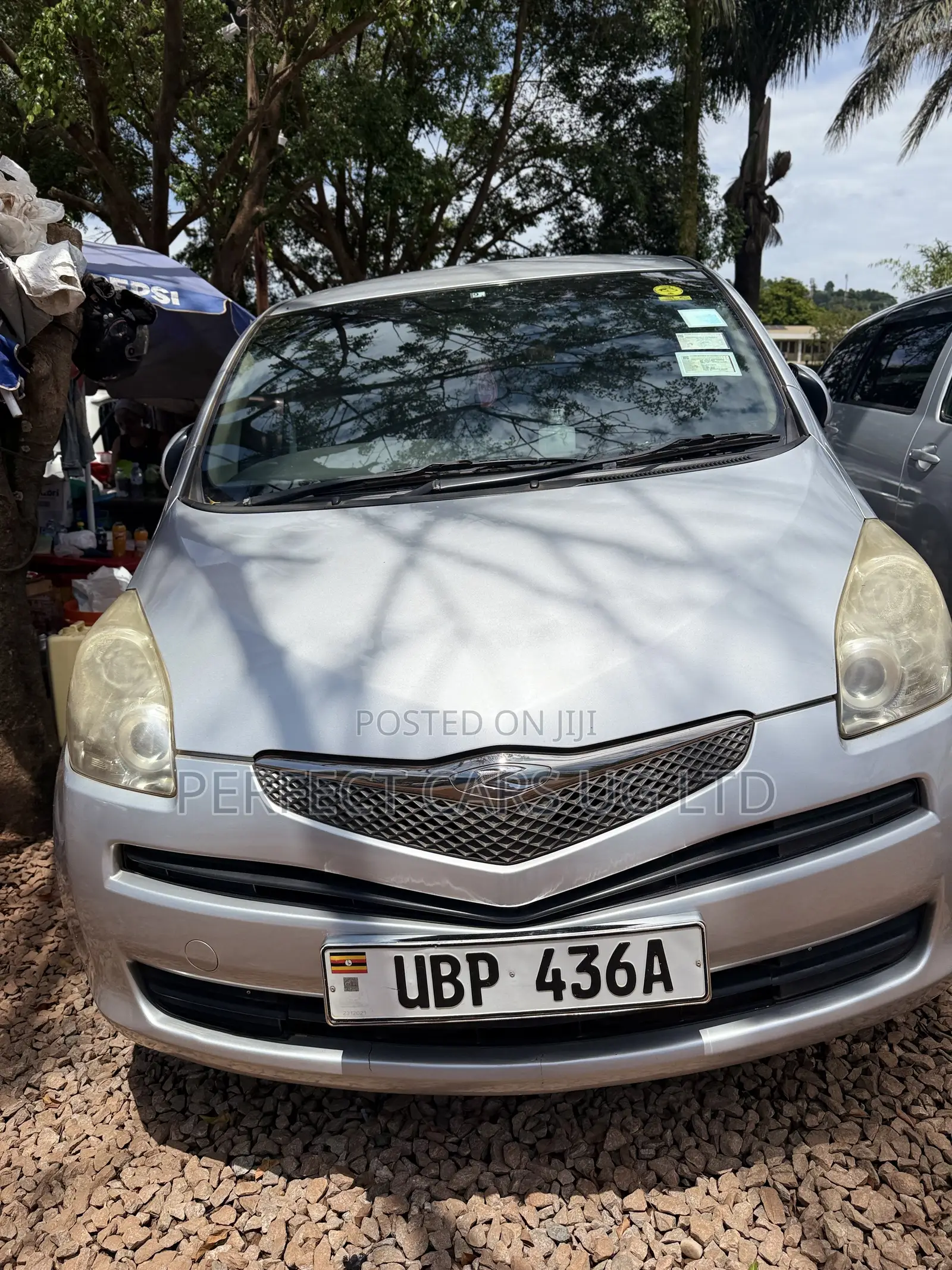Toyota Ractis 1.5 AWD 2008 Silver