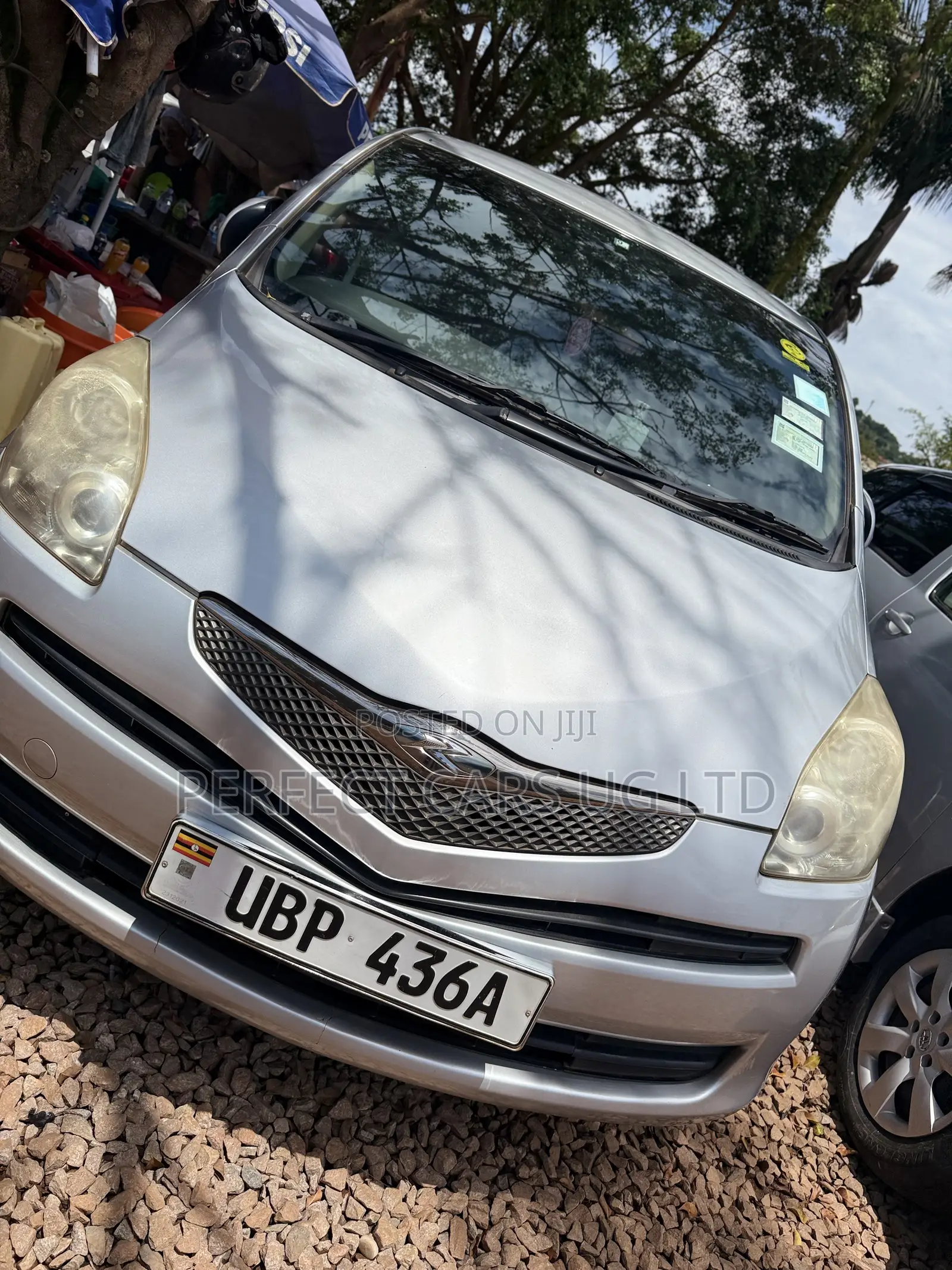Toyota Ractis 1.5 AWD 2008 Silver